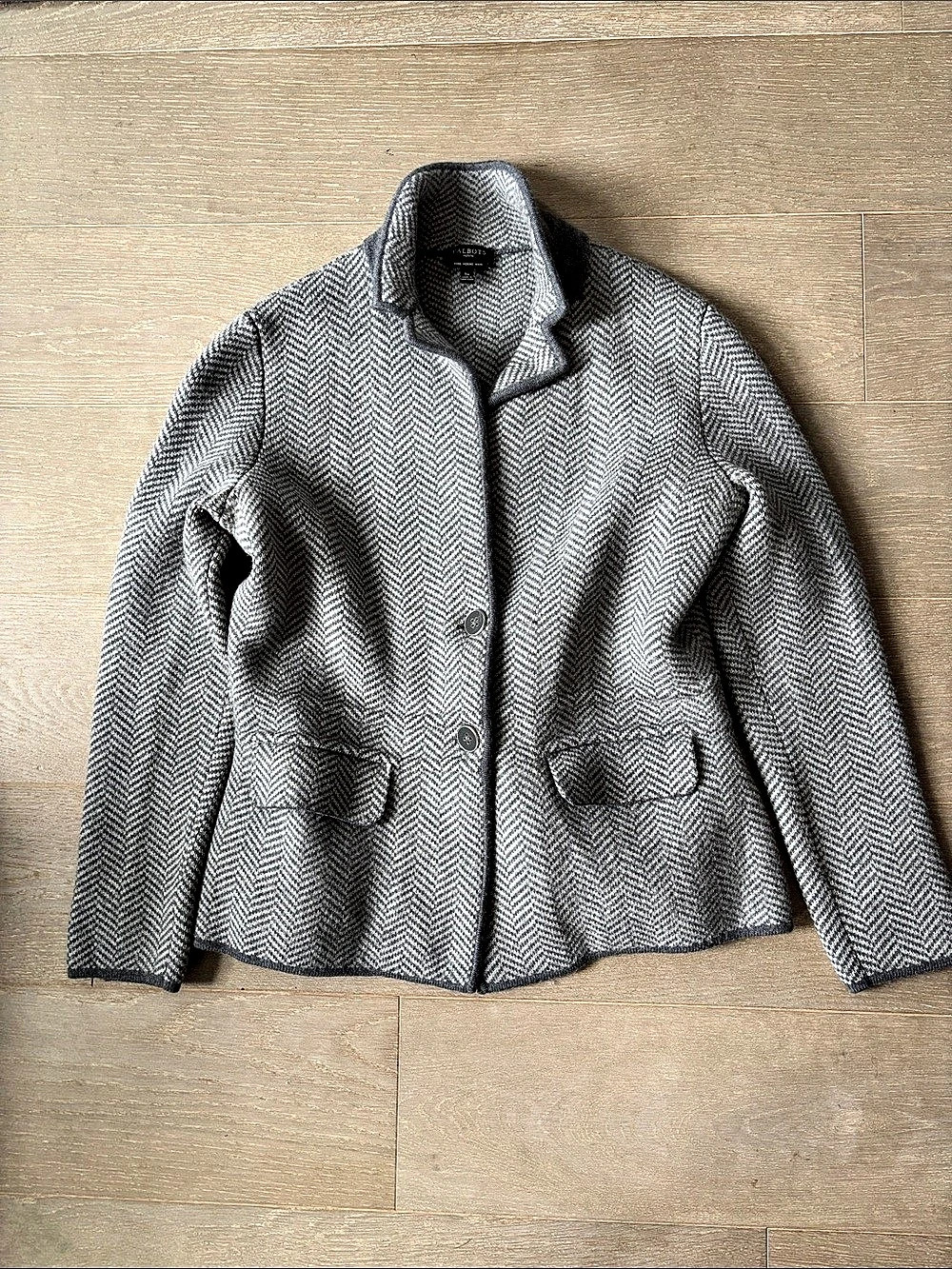 Talbots Chevron Merino Wool Jacket in Gray & White Size Small P